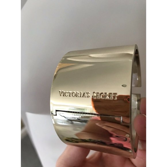Victoria's Secret Scandalous Cuff Bracelet Gold Sexy Pyramid Limited Edition - Picture 7 of 12
